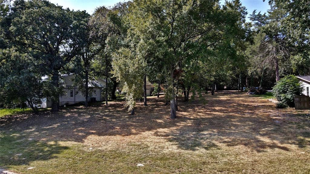 5449 Impala Point Drive, Athens, TX 75752 5449 Impala Point Drive, Athens, TX 75752