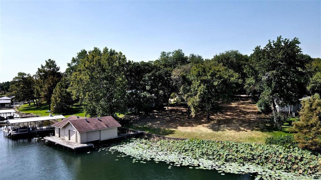 5449 Impala Point Drive, Athens, TX 75752 5449 Impala Point Drive, Athens, TX 75752