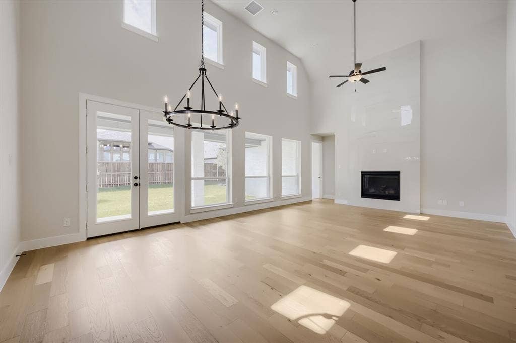 1281 White Pine Drive, Haslet, TX 76052 1281 White Pine Drive, Haslet, TX 76052