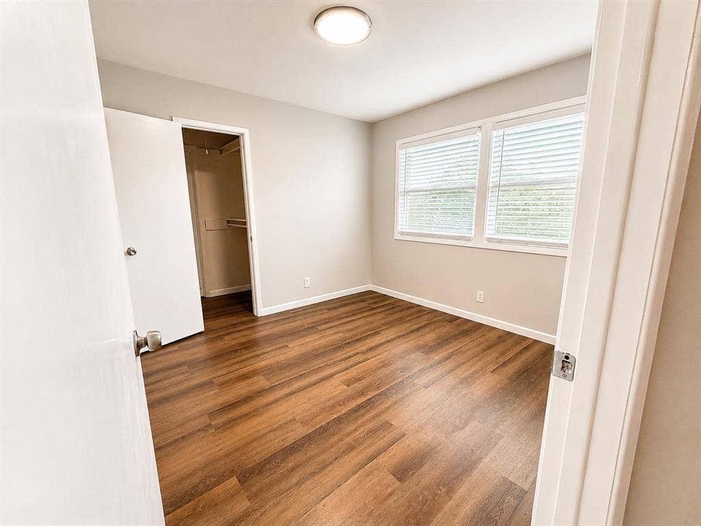 901 Melrose Drive, Richardson, TX 75080 Secondary bedroom without staging