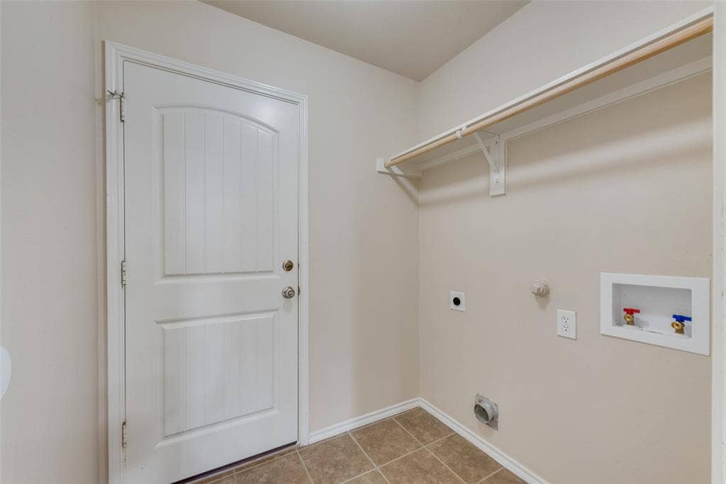 1077 Hampton Bay Drive, Rockwall, TX 75087 1077 Hampton Bay Drive, Rockwall, TX 75087