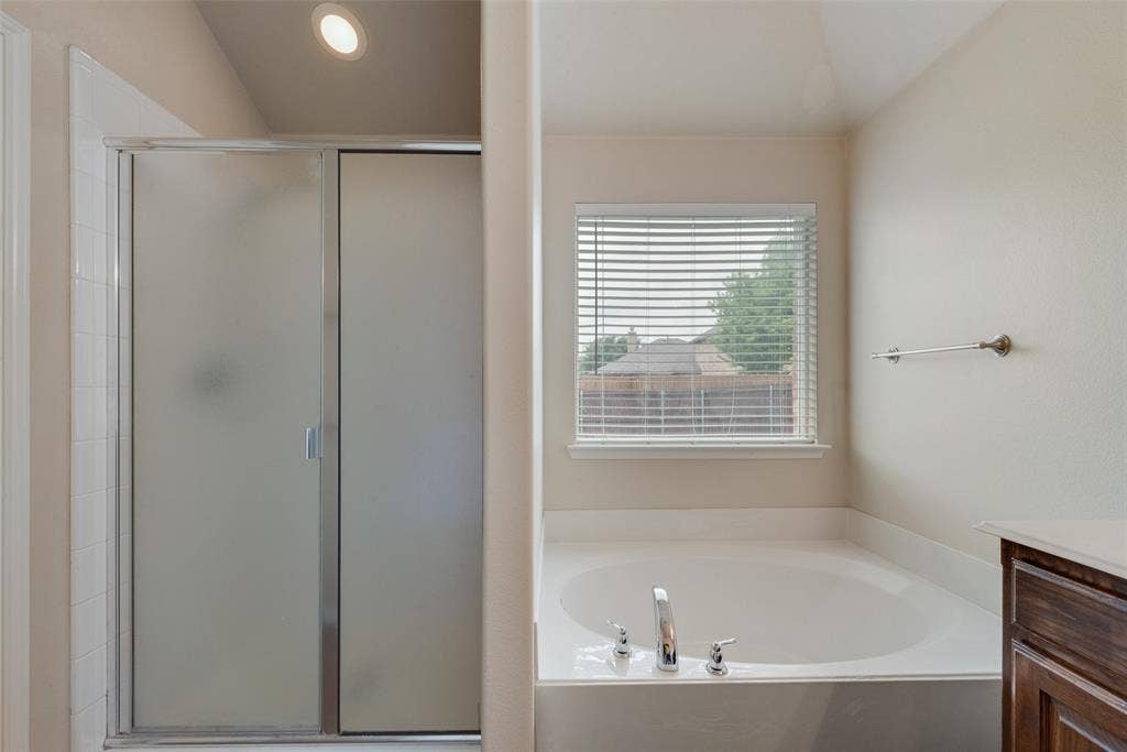 1077 Hampton Bay Drive, Rockwall, TX 75087 1077 Hampton Bay Drive, Rockwall, TX 75087