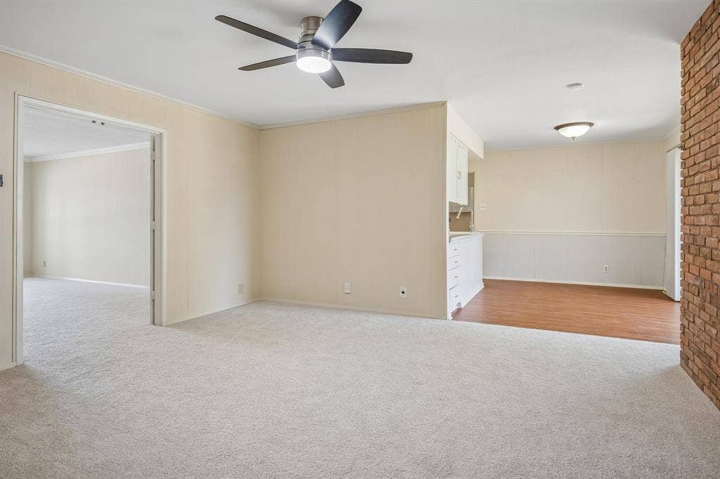 902 N Lindale Lane, Richardson, TX 75080 Gather around this fall season with space for all in this two living area set up.