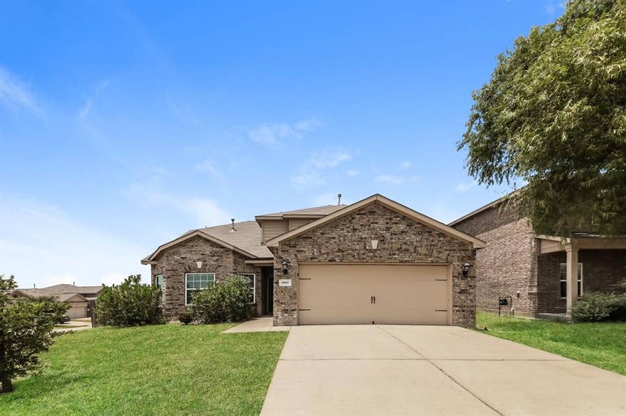 Property photo for 9005 Woodfern Drive, Forney, TX