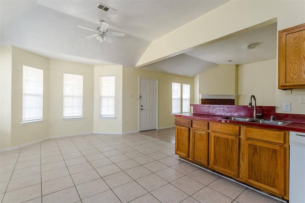 1015 Balkan Drive, Lancaster, TX 75134 1015 Balkan Drive, Lancaster, TX 75134