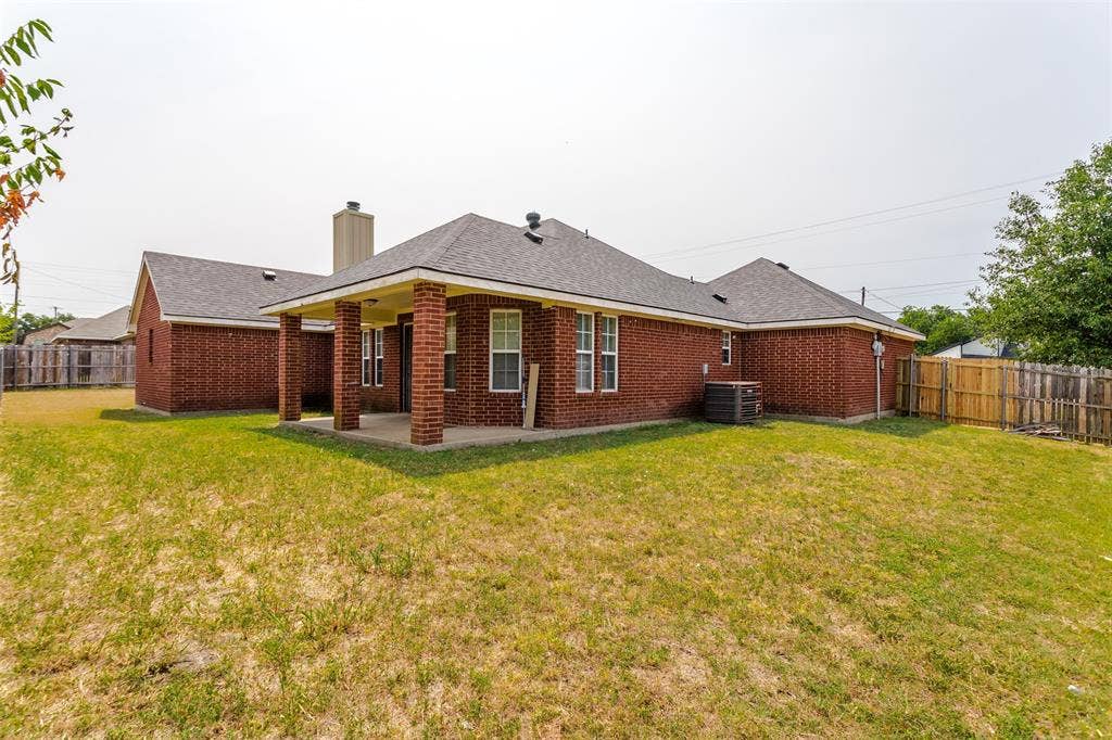 1015 Balkan Drive, Lancaster, TX 75134 1015 Balkan Drive, Lancaster, TX 75134