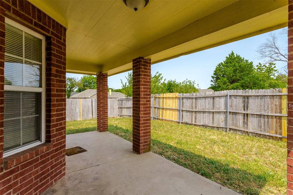 1015 Balkan Drive, Lancaster, TX 75134 1015 Balkan Drive, Lancaster, TX 75134