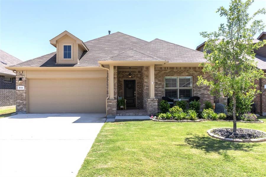 Property photo for 513 Hogan Drive, Denton, TX