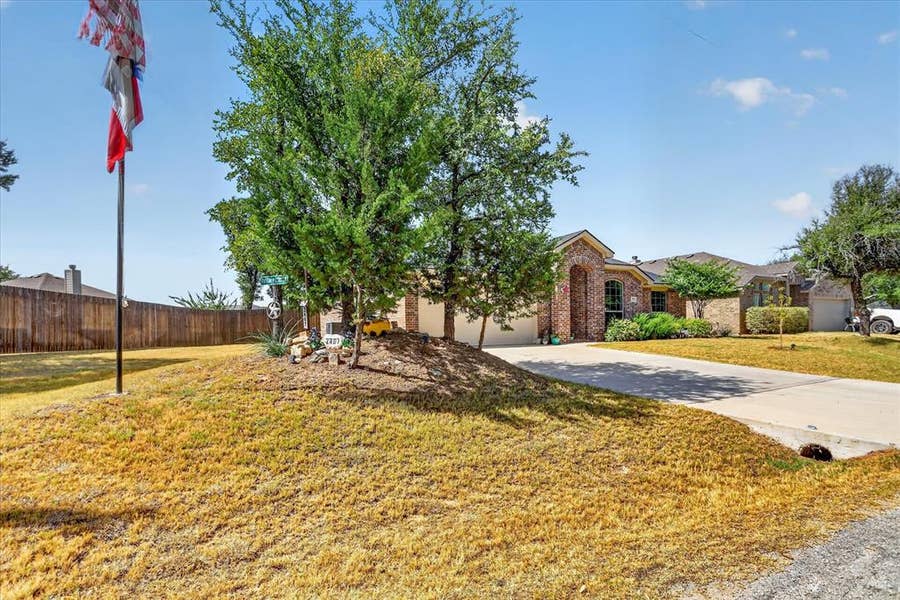 Property photo for 2807 River Ridge Court, Granbury, TX