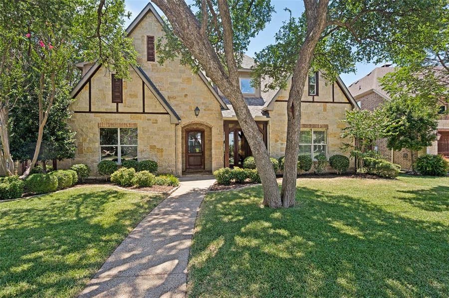 Property photo for 4106 Lively Lane, Dallas, TX