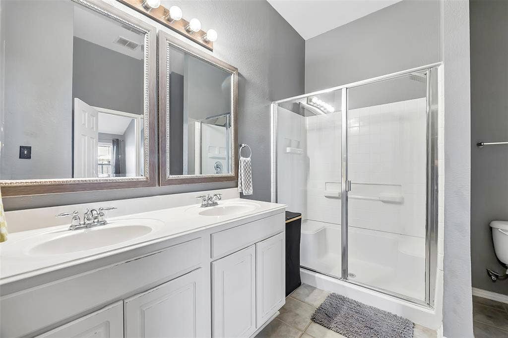 821 Austin Lane, Lavon, TX 75166 821 Austin Lane, Lavon, TX 75166
