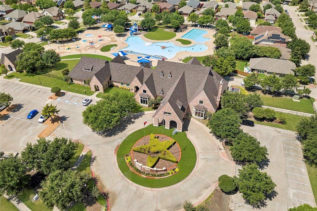821 Austin Lane, Lavon, TX 75166 821 Austin Lane, Lavon, TX 75166