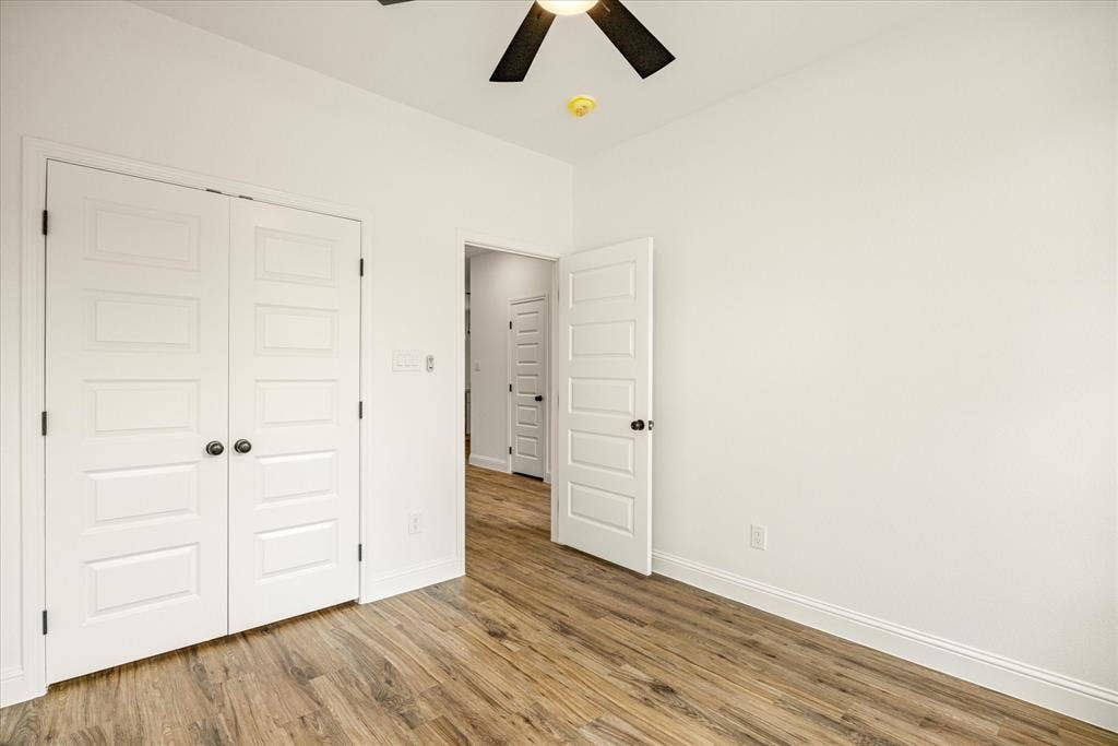 5714 Barkridge Drive, Granbury, TX 76048 5714 Barkridge Drive, Granbury, TX 76048