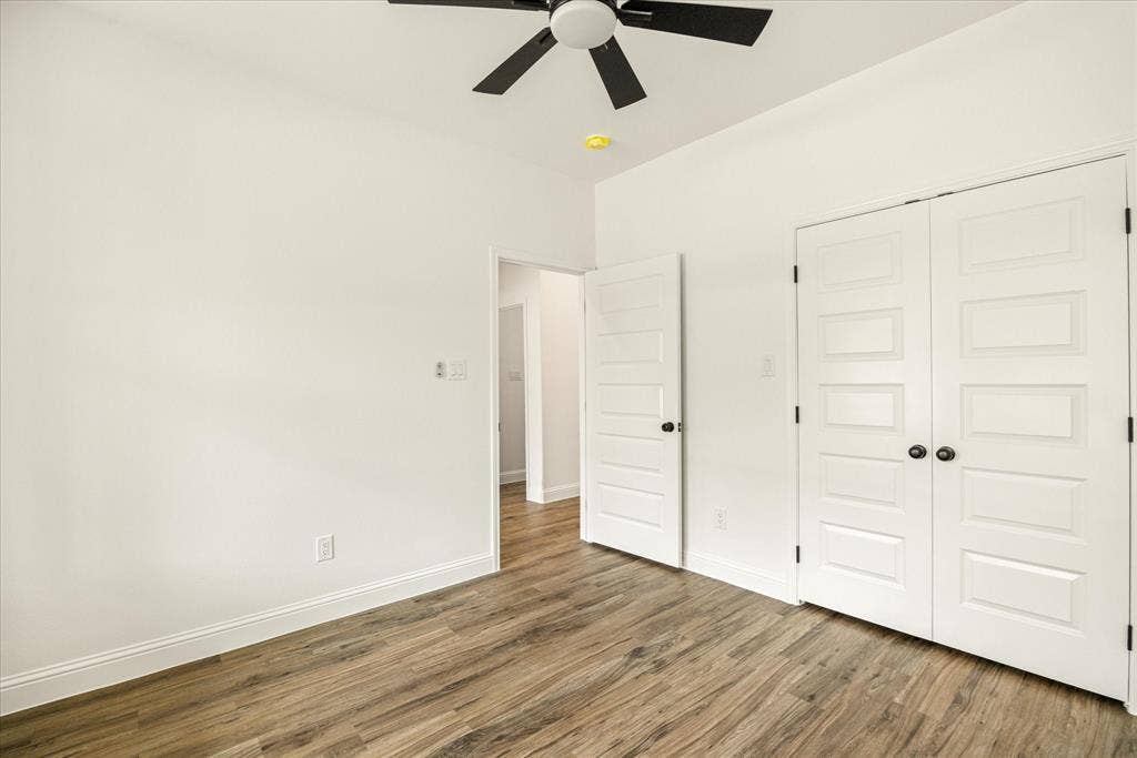 5714 Barkridge Drive, Granbury, TX 76048 5714 Barkridge Drive, Granbury, TX 76048