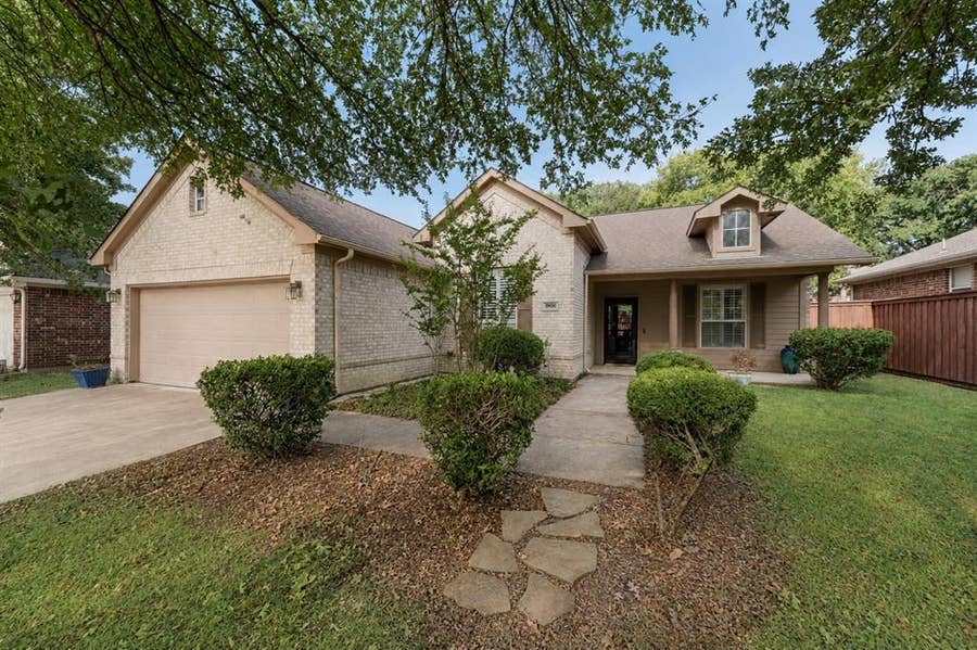 Property photo for 3900 Kirby Drive, Denton, TX