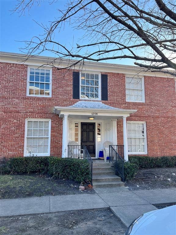 Property photo for 6904 Westchester Lane, #4, University Park, TX