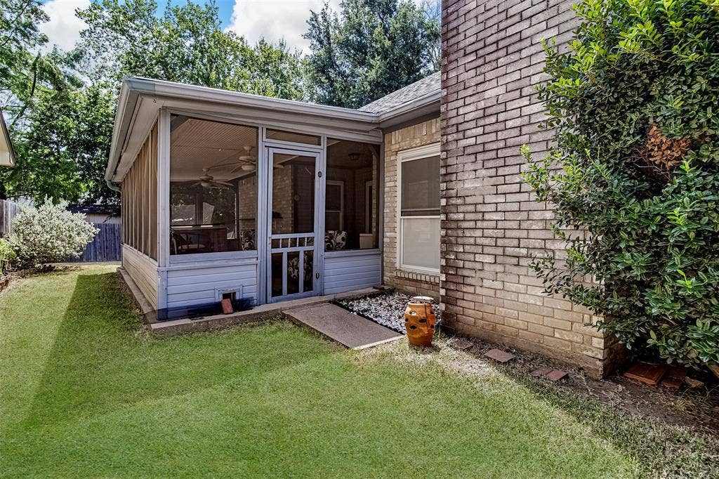 3507 Hudson Drive, Arlington, TX 76015