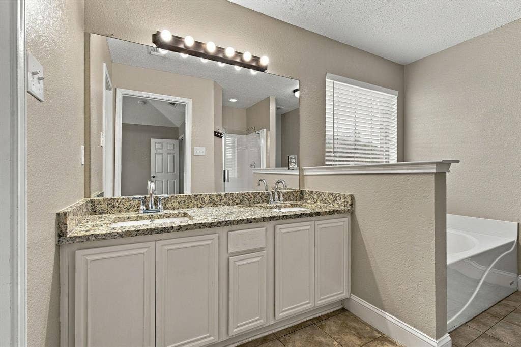 1107 Chancellorsville Parkway, Grand Prairie, TX 75052 1107 Chancellorsville Parkway, Grand Prairie, TX 75052