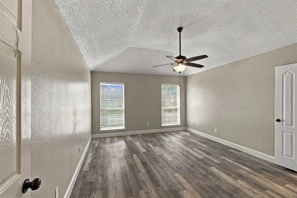 1107 Chancellorsville Parkway, Grand Prairie, TX 75052 1107 Chancellorsville Parkway, Grand Prairie, TX 75052
