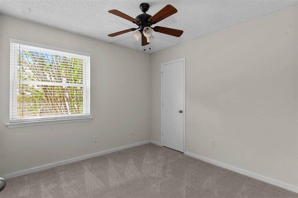 5001 Darrow Lane, Arlington, TX 76017 5001 Darrow Lane, Arlington, TX 76017