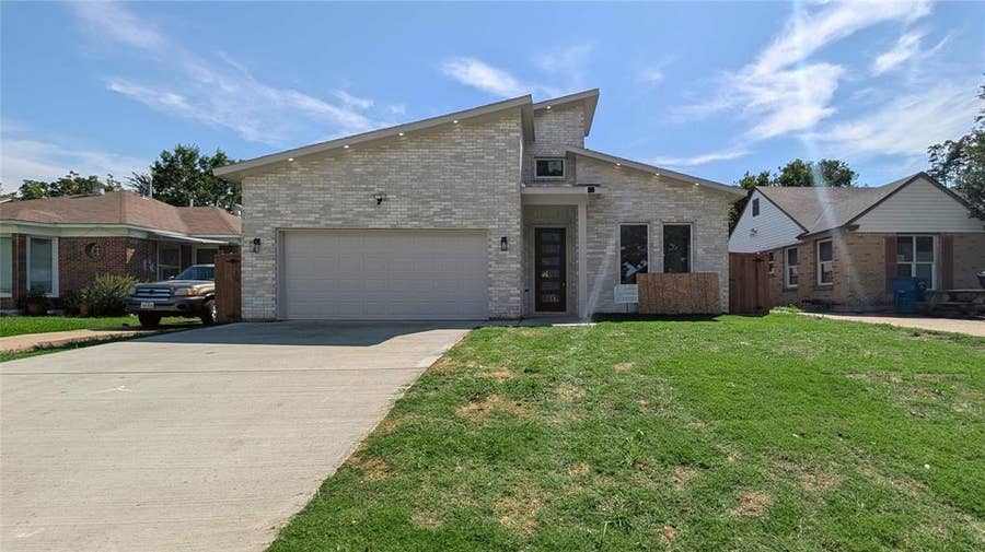 Property photo for 7215 Thurston Drive, Dallas, TX