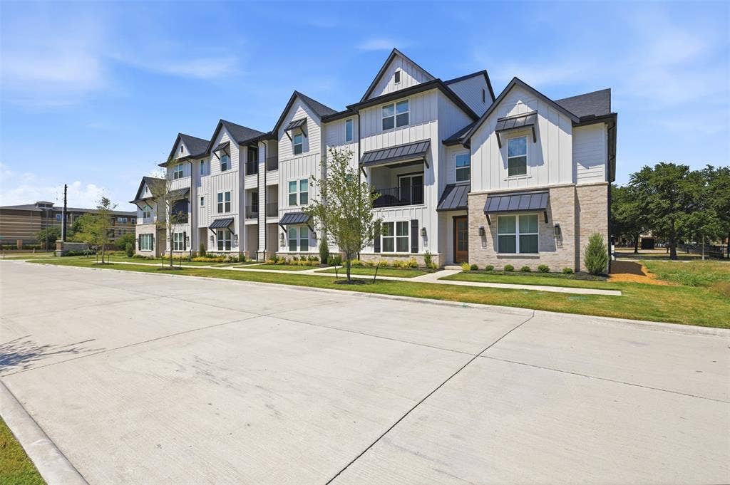 6240 Fortuna Lane, McKinney, TX 75070 6240 Fortuna Lane, McKinney, TX 75070