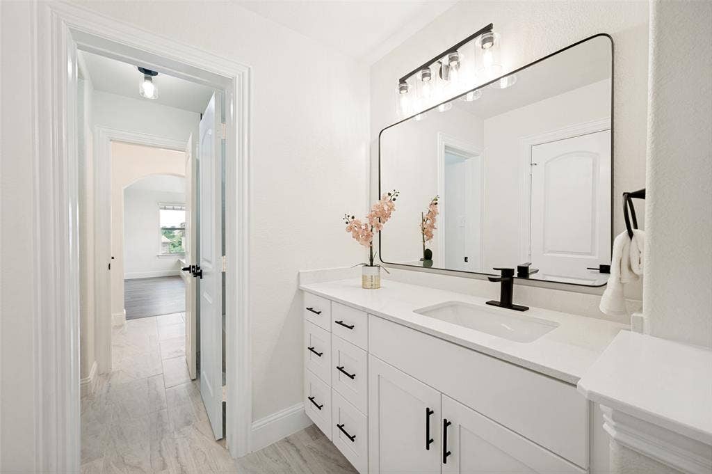 10432 Bartlett Drive, Frisco, TX 75035 10432 Bartlett Drive, Frisco, TX 75035