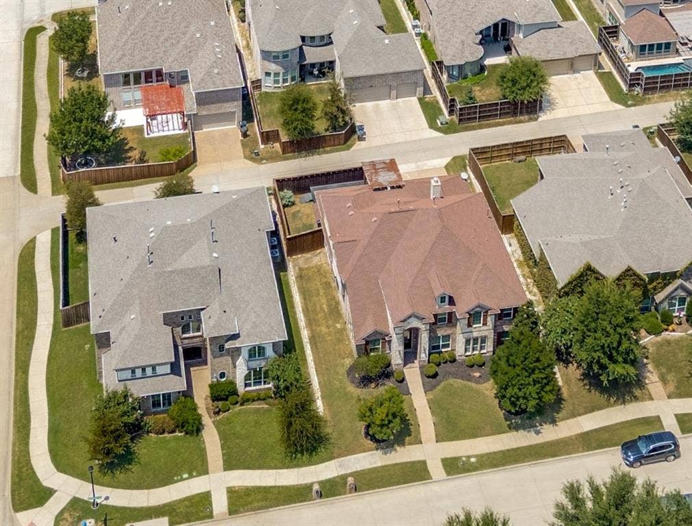 10432 Bartlett Drive, Frisco, TX 75035 10432 Bartlett Drive, Frisco, TX 75035