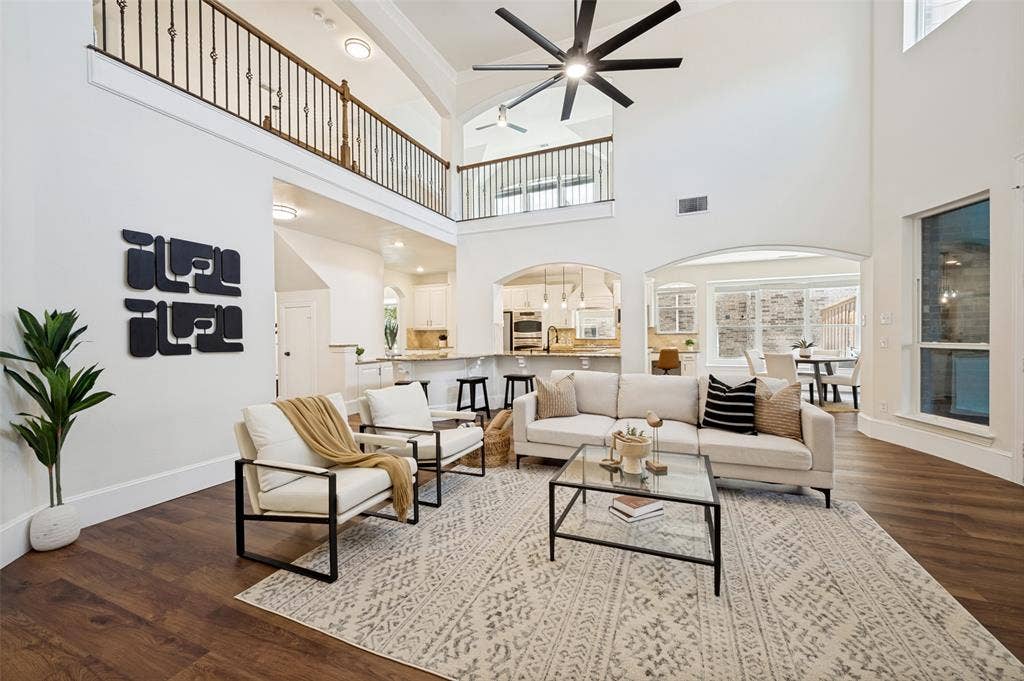 10432 Bartlett Drive, Frisco, TX 75035 10432 Bartlett Drive, Frisco, TX 75035