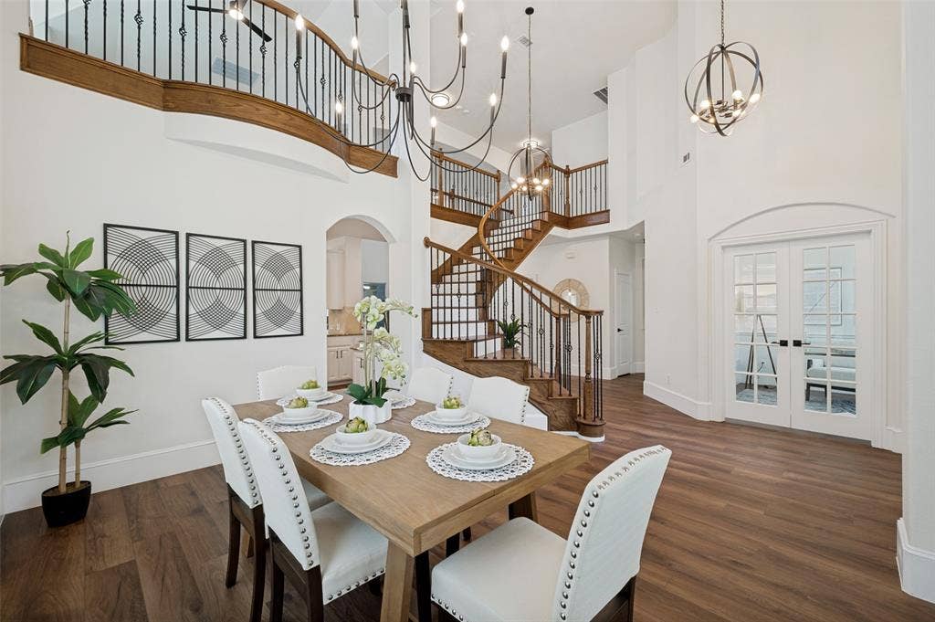 10432 Bartlett Drive, Frisco, TX 75035 10432 Bartlett Drive, Frisco, TX 75035