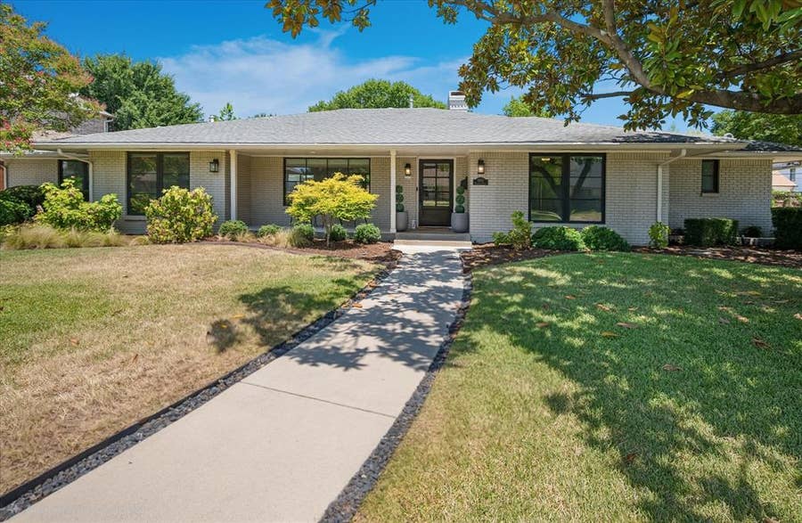 Property photo for 5939 Melshire Drive, Dallas, TX