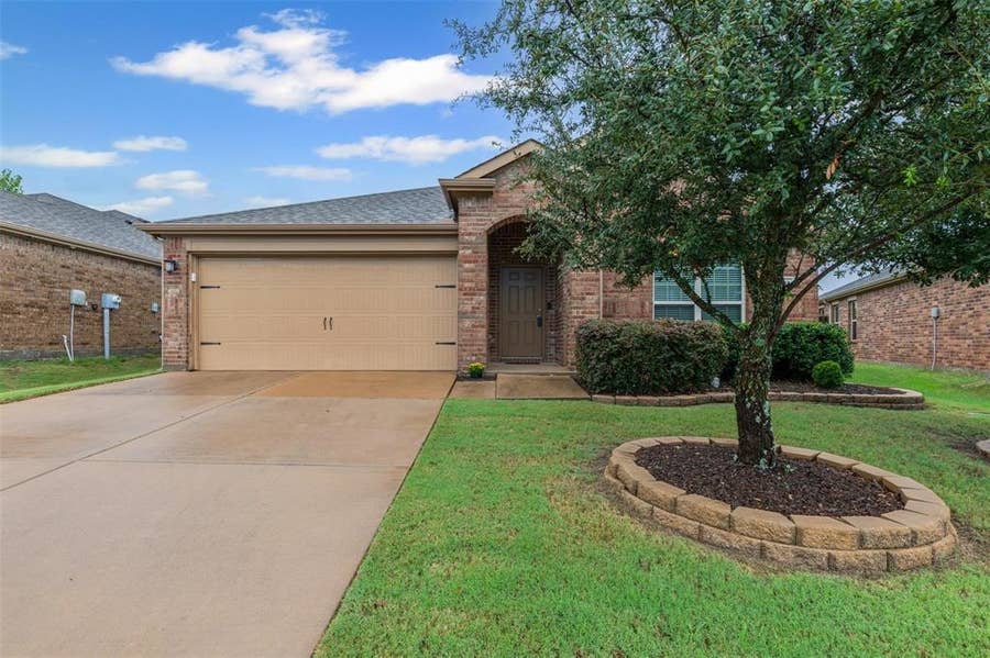 Property photo for 1104 Ruby Court, Princeton, TX