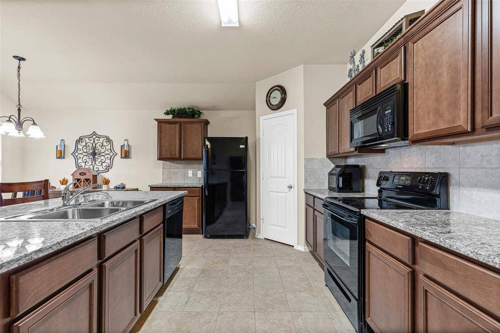 1104 Ruby Court, Princeton, TX 75407 1104 Ruby Court, Princeton, TX 75407