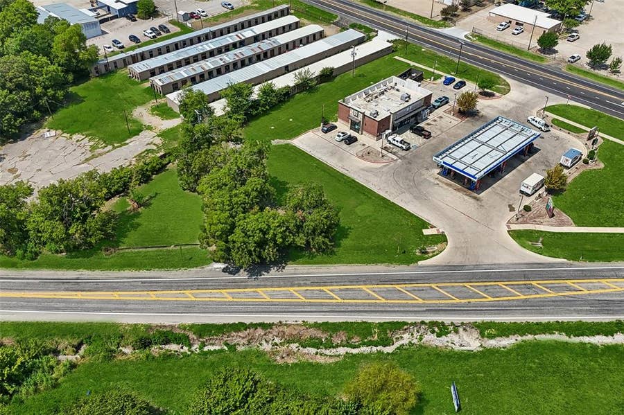Property photo for 110 Louise Ritter Boulevard, Red Oak, TX
