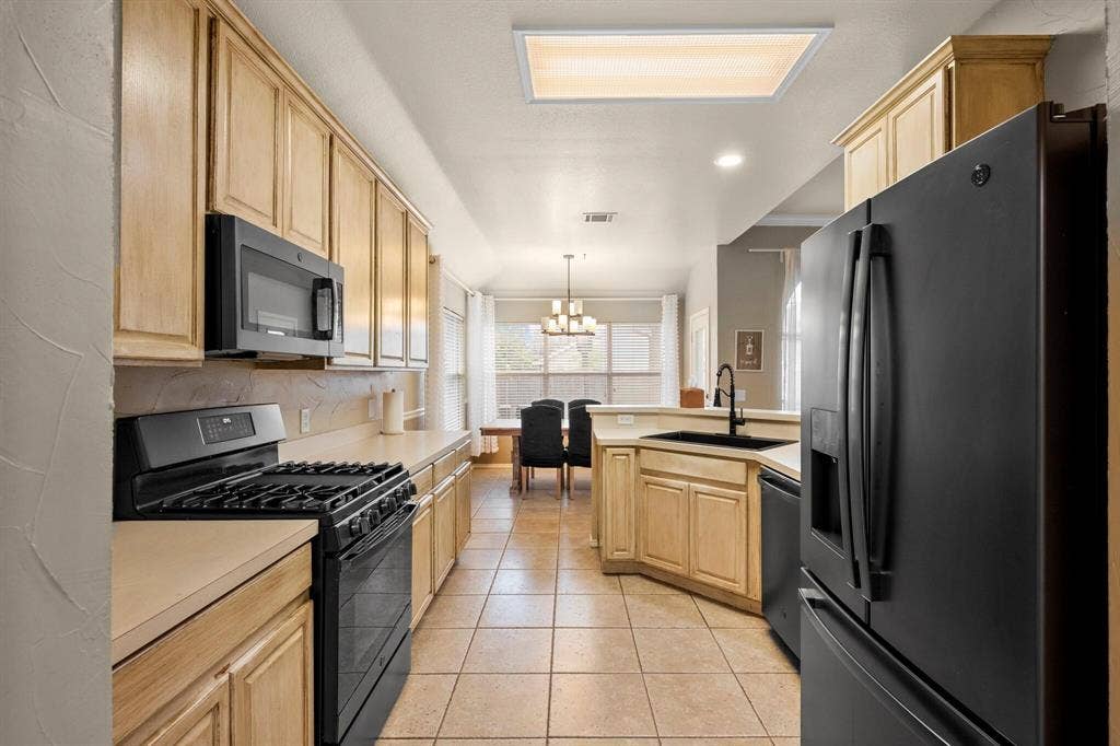 4412 Jessica Street, Fort Worth, TX 76244 4412 Jessica Street, Fort Worth, TX 76244