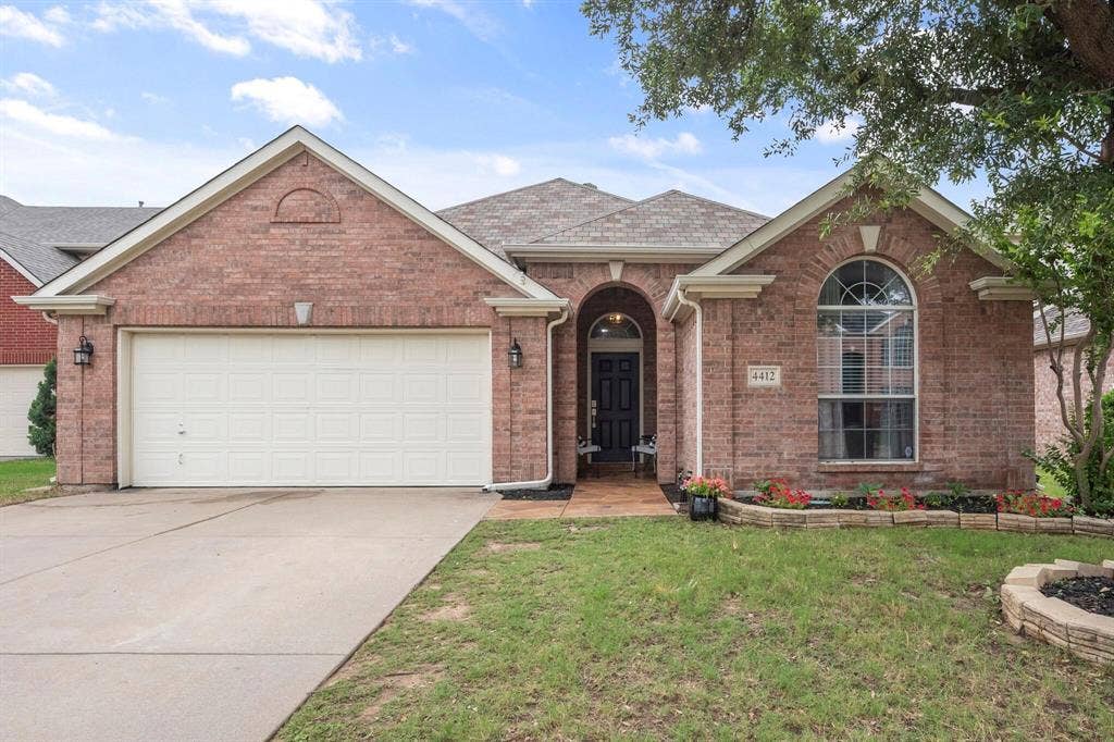 4412 Jessica Street, Fort Worth, TX 76244 4412 Jessica Street, Fort Worth, TX 76244