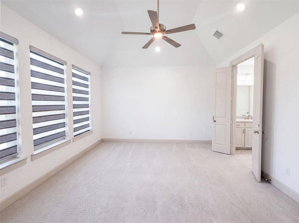 9694 Brackenfield Lane, Frisco, TX 75035 9694 Brackenfield Lane, Frisco, TX 75035
