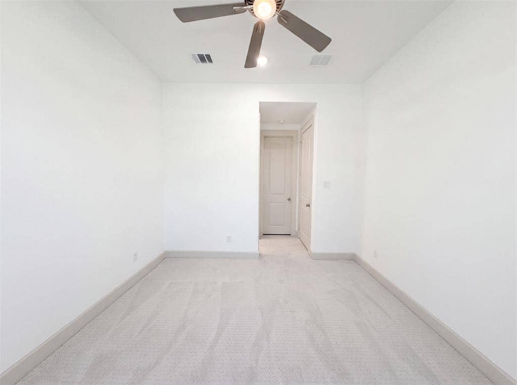 9694 Brackenfield Lane, Frisco, TX 75035 9694 Brackenfield Lane, Frisco, TX 75035