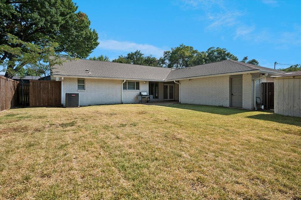 3237 Timberview Road, Dallas, TX 75229 3237 Timberview Road, Dallas, TX 75229