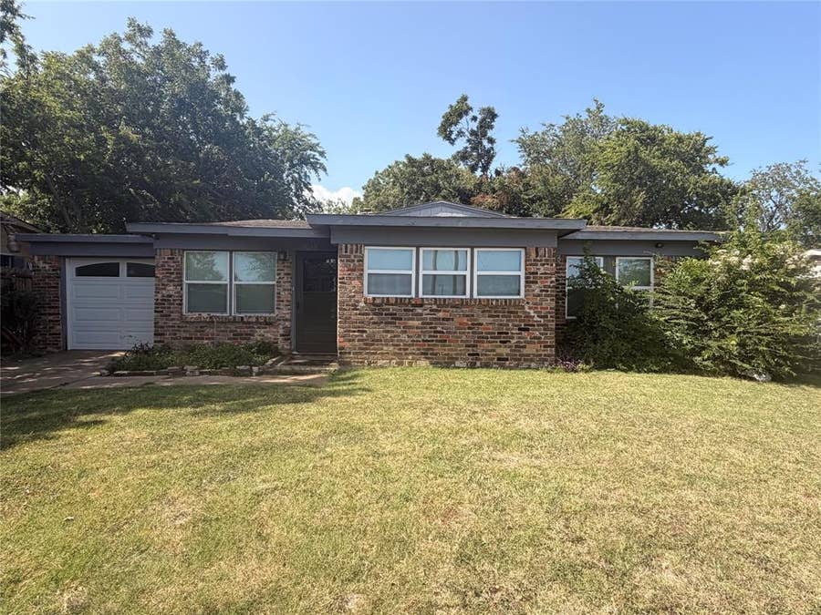 Property photo for 6033 Ramey Avenue, Fort Worth, TX