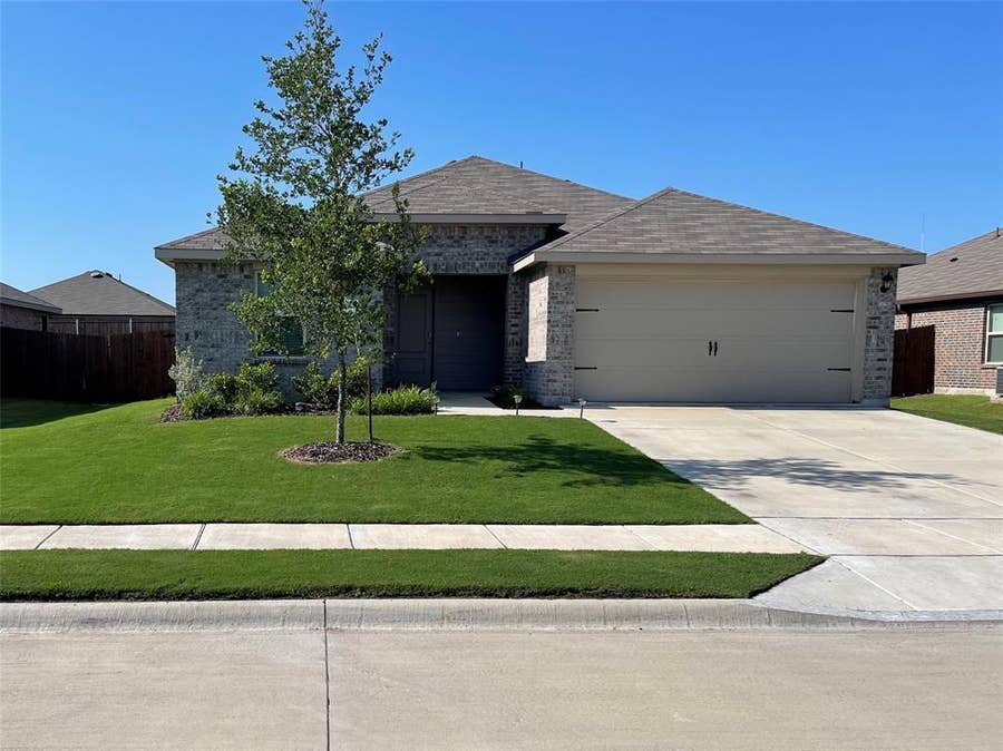 Property photo for 908 Old Bluff Road, Royse City, TX