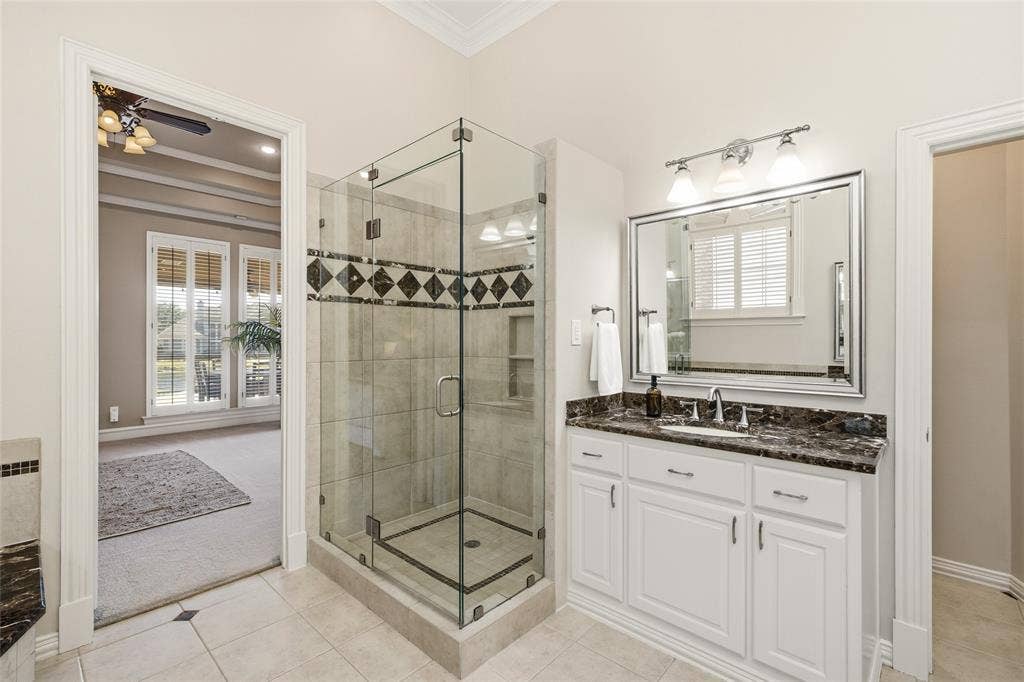 2808 Amesbury Drive, Plano, TX 75093 2808 Amesbury Drive, Plano, TX 75093