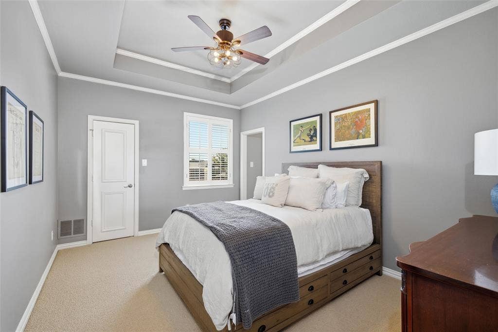 2808 Amesbury Drive, Plano, TX 75093 2808 Amesbury Drive, Plano, TX 75093