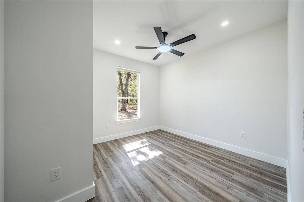 4860 LA PRADA, Malakoff, TX 75148 4860 LA PRADA, Malakoff, TX 75148