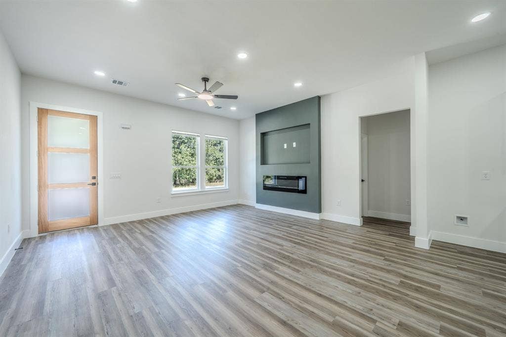 4860 LA PRADA, Malakoff, TX 75148 4860 LA PRADA, Malakoff, TX 75148