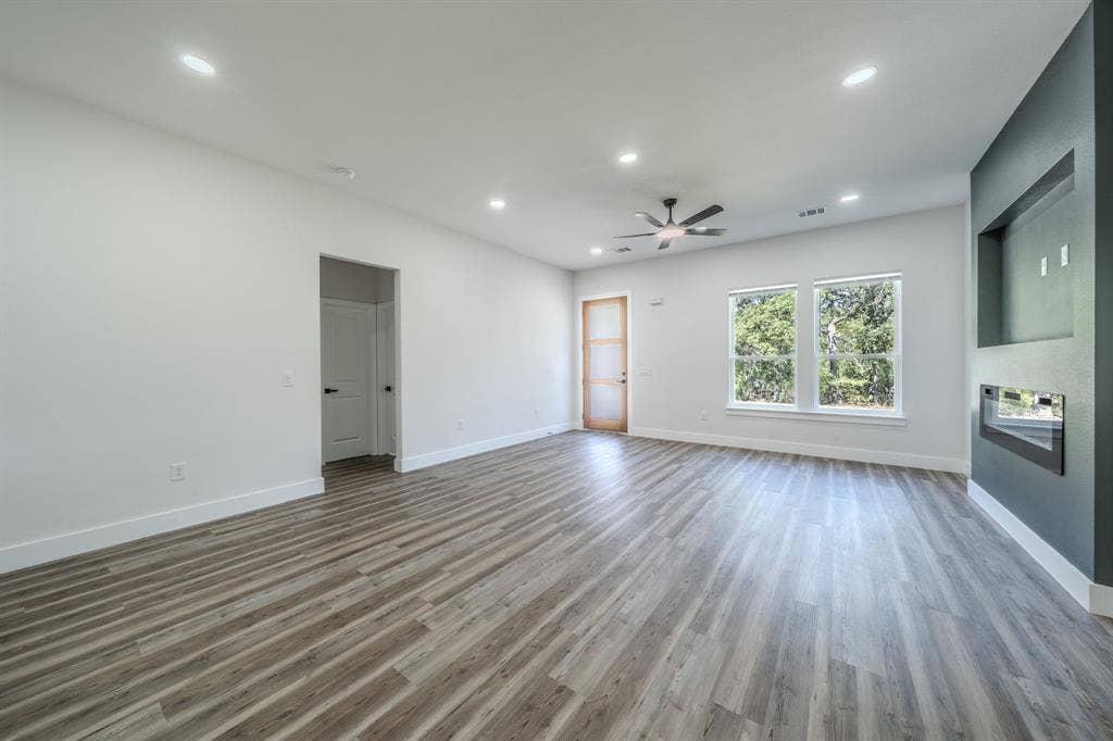 4860 LA PRADA, Malakoff, TX 75148 4860 LA PRADA, Malakoff, TX 75148