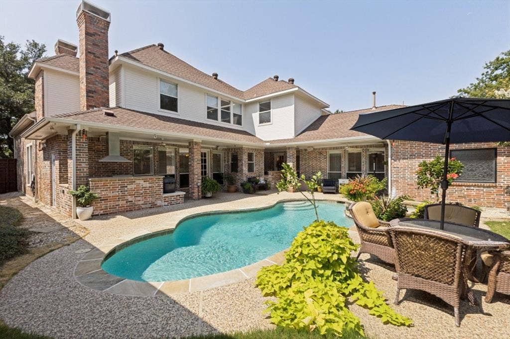 6433 Brandon Court, Plano, TX 75093 6433 Brandon Court, Plano, TX 75093