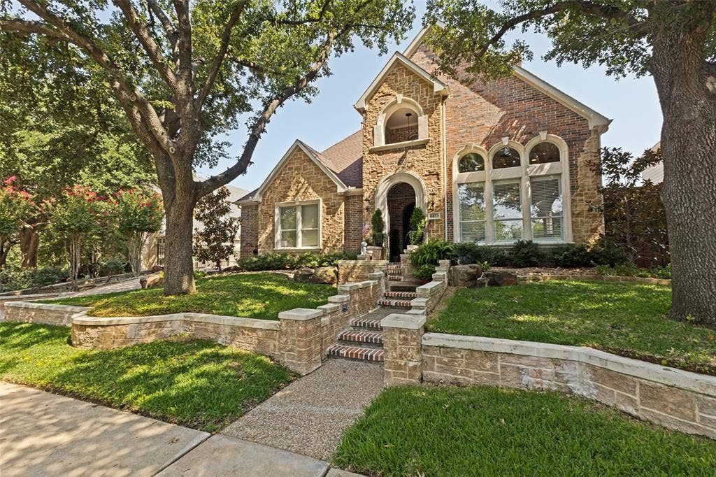 6433 Brandon Court, Plano, TX 75093 6433 Brandon Court, Plano, TX 75093