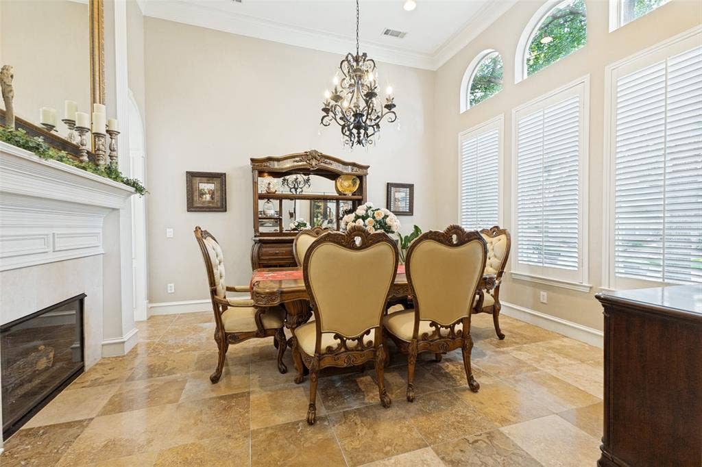 6433 Brandon Court, Plano, TX 75093 6433 Brandon Court, Plano, TX 75093