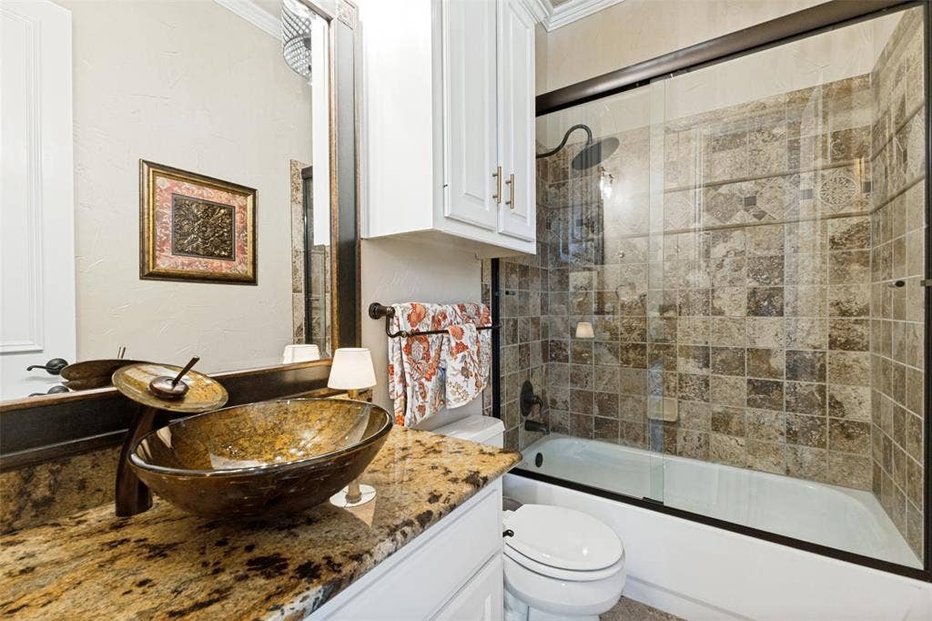 6433 Brandon Court, Plano, TX 75093 6433 Brandon Court, Plano, TX 75093